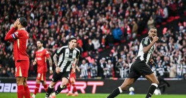 رياضة عالمية / نيوكاسل يونايتد يفوز على ليفربول 2-1 ويتوج بلقب كأس كاراباو.. فيديو وصور