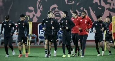 معلول علي رأس 9 لاعبين يغيبون عن الأهلي أمام الهلال السوداني الليلة