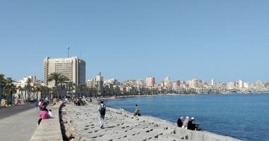 أخبار مصر.. طقس غد الأحد مائل للحرارة نهارا وشبورة والعظمى بالقاهرة 28 درجة