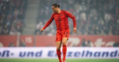 أوجسبورج ضد البايرن.. التعادل 1-1 يحسم الشوط الأول في الدوري الألماني