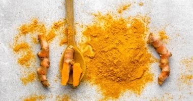 جرام زيادة يدخلك العيادة.. إصابة أمريكية بالمعدة تكشف 5 نصائح لتجنب مخاطر الكركم