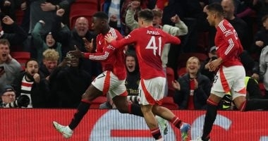 مانشستر يونايتد يسابق الزمن لتجهيز المدافعين قبل نهائي اليوروباليج