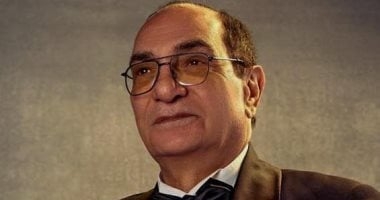 ياسينما يا غرامي.. أحمد زكي 14 والأخيرة