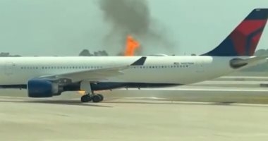 النيران تلتهم طائرة أمريكية في ولاية فلوريدا والسلطات تعلن الطوارئ.. فيديو