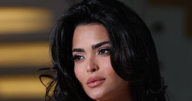 أسماء جلال مع آسر ياسين ومحمد إمام وويجز والكداوني فى السينما قريبا