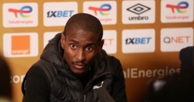 بيراميدز يقترب من إنهاء الاتفاق مع رولاني موكوينا لخلافة يورتشيتش