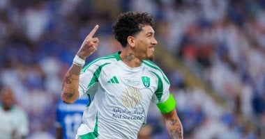 الأهلي السعودي يقرر رحيل فيرمينو