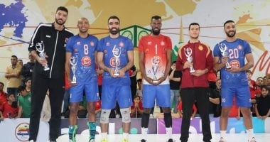 حمادة عثمان أفضل سنتر بلوك لبطولة أفريقيا للطائرة