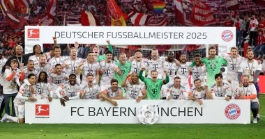 مراسم تتويج بايرن ميونخ باللقب 34 في الدوري الألماني.. فيديو وصور