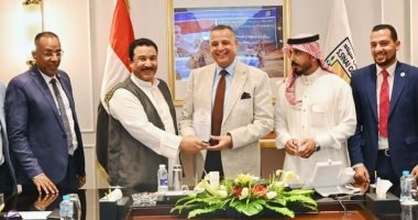 محافظ جنوب سيناء يلتقى وفد حزب الجبهة الوطنية بالمحافظة