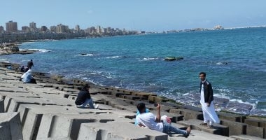 طقس غد.. حار نهارا وشبورة واضطراب بالملاحة والعظمى بالقاهرة 35 درجة