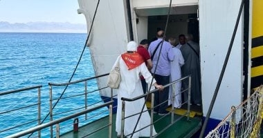 انطلاق أول أفواج الحج البري من ميناء نويبع البحري.. صور