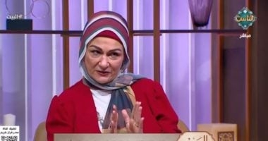 كيف تتعامل المرأة مع الرجل؟.. أستاذ طب نفسى تجيب
