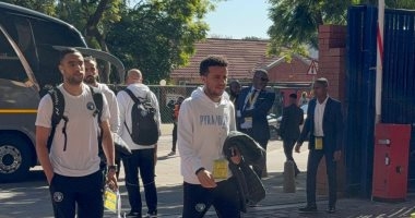 بيراميدز يصل ملعب لوفتس فيرسفيلد لمواجهة صن داونز فى نهائي أبطال أفريقيا