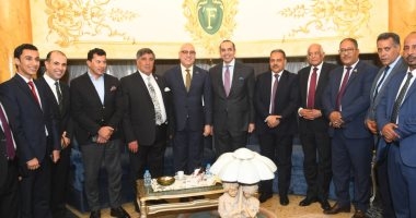 بدء المؤتمر الشعبى الأول لحزب الجبهة الوطنية بالشرقية بتلاوة آيات قرآنية