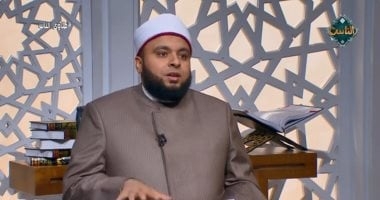 "صاحبتى بتاخد منى فلوس وبتردها بزيادة هل ده حرام"؟.. أمين الفتوى يجيب