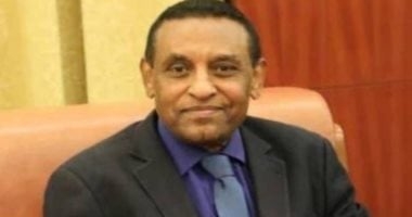 رئيس وزراء السودان يناقش سبل مواجهة الكوليرا مع مدير "الصحة العالمية"