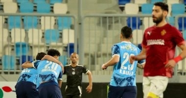 60 دقيقة.. بيراميدز يحافظ على تقدمه أمام سيراميكا 2-1 بعشرة لاعبين