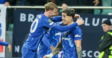 تشيلسي يكتسح ريال بيتيس برباعية ويتوج بدوري المؤتمر الأوروبي (فيديو)