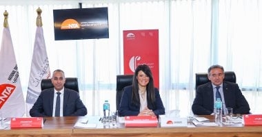 وزيرة التخطيط تترأس لجنة مقابلات شخصية ببرنامج «المرأة تقود للتنفيذيات»