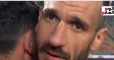 قرار مفاجئ من الأهلى تجاه معلول بعد دموعه خلال التتويج بالدوري