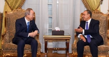 وزير الخارجية والهجرة يستقبل سكرتير عام الأمم المتحدة السابق
