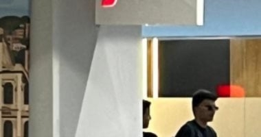 زيزو يصل مطار القاهرة للانضمام لبعثة الأهلى فى أمريكا