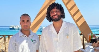 محمد الننى يقضى إجازته على شواطئ مدينة الغردقة.. صور