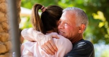 الوطن يستند إليك.. رسالة الملكة رانيا للعاهل الأردنى فى عيد ميلاده.. صورة