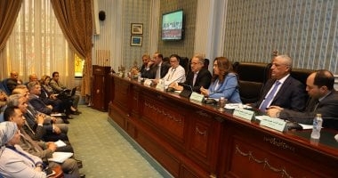 وزيرة التنمية المحلية: 4.8 مليار جنيه لتطوير البنية التحتية لمنظومة المخلفات