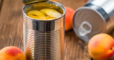 6 أكلات تسرق طاقتك.. تجنبها لتحافظ على نشاطك وصحتك