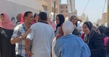 تباين آراء طلاب الثانوية العامة بالدقهلية حول امتحان اللغة العربية.. فيديو وصور