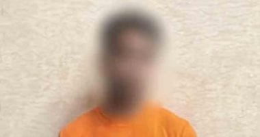 ضبط شخص أشهر مفكا فى وجه سائق بسبب الخلاف على الأجرة.. فيديو