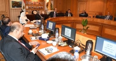 قطاع العلوم الأساسية بالأعلى للجامعات يناقش إلغاء نظام الانتساب