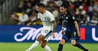 الدوسرى يتقدم لفريق الهلال ضد باتشوكا فى الشوط الأول (فيديو)