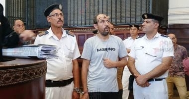 بدء محاكمة سفاح المعمورة بمحكمة جنايات الإسكندرية.. فيديو وصور