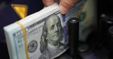 سعر الدولار فى مصر خلال التداولات المسائية بالصرافات