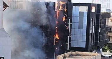 كاميرا تليفزيون اليوم السابع ترصد آثار حريق مول دبي بالشيخ زايد