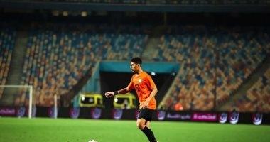 فاركو يستعير مصطفى طارق لاعب وسط البنك الأهلى لمدة موسم