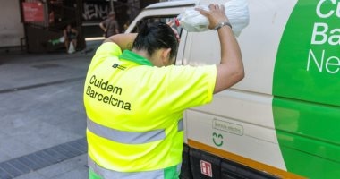 برشلونة تسجل 20 حالة إصابة بضربة شمس ومخاوف من ارتفاع الوفيات نتيجة الحر