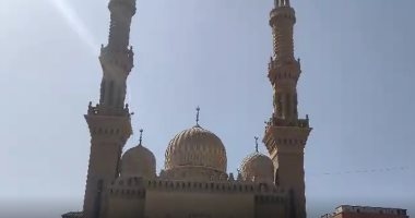 لأول مرة منذ افتتاحه.. صيانة شاملة لمسجد الفتح فى الزقازيق.. فيديو وصور