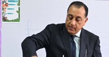 رئيس الوزراء يدعو جموع الناخبين للمشاركة الفاعلة والجادة فى انتخابات الشيوخ