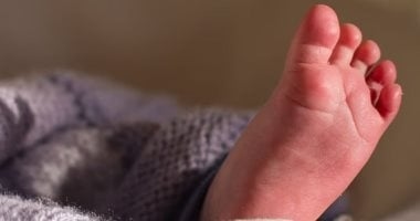ديلى ميل تحذر من انتشار الفيروس المخلوى التنفسى وتقدم نصيحة للحوامل