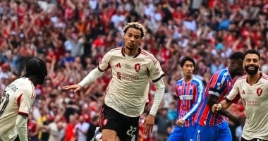 ليفربول يتفوق على كريستال بالاس 2-1 فى شوط أول بمشاركة محمد صلاح.. فيديو