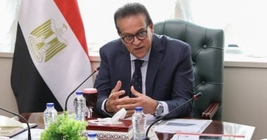 وزير الصحة يبحث مع مدير الأكاديمية الوطنية للتدريب تعزيز البرامج التدريبية