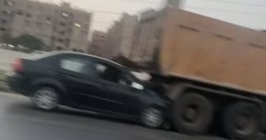 دفاع إحدى ضحايا حادث طريق الواحات: شقيق أحد المتهمين عرض الصلح