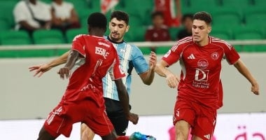 حمدي فتحي يشارك في تعادل الوكرة مع العربي 2-2 بالدوري القطري