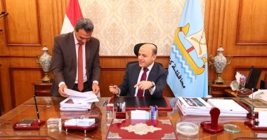محافظ كفر الشيخ يشارك اليوم فى زراعة 6 آلاف شجرة مثمرة بالمدارس