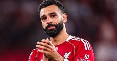 رياضة عالمية / محمد صلاح يبكي بعد هتافات جماهير ليفربول لـ دييجو جوتا (فيديو)