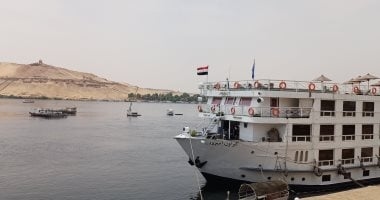 طقس شديد الحرارة فى أسوان وتحذيرات الأرصاد من التعرض للشمس.. فيديو